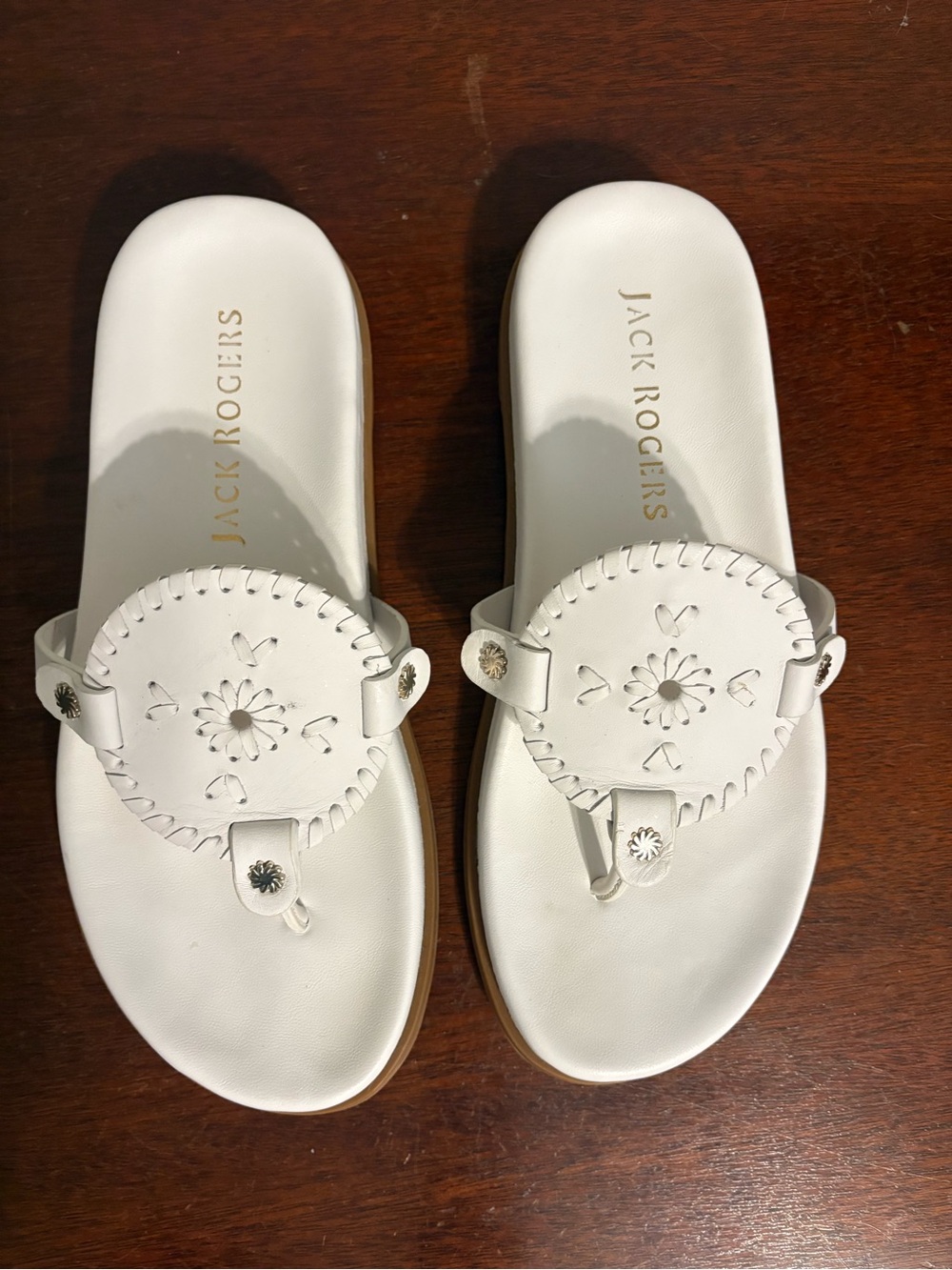 Jack Rogers Women’s White Leather Medallion Thong Sandals